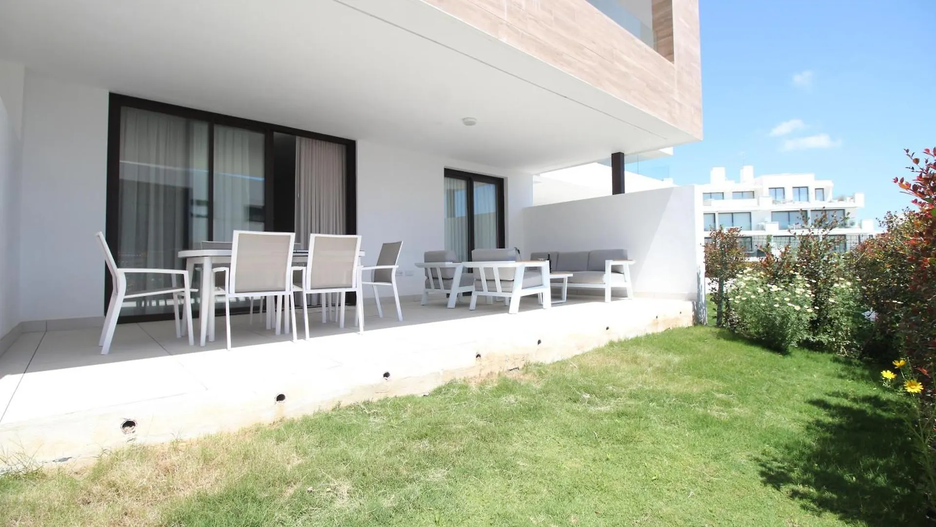 Happy Travel Lily Home Higueron Apartment